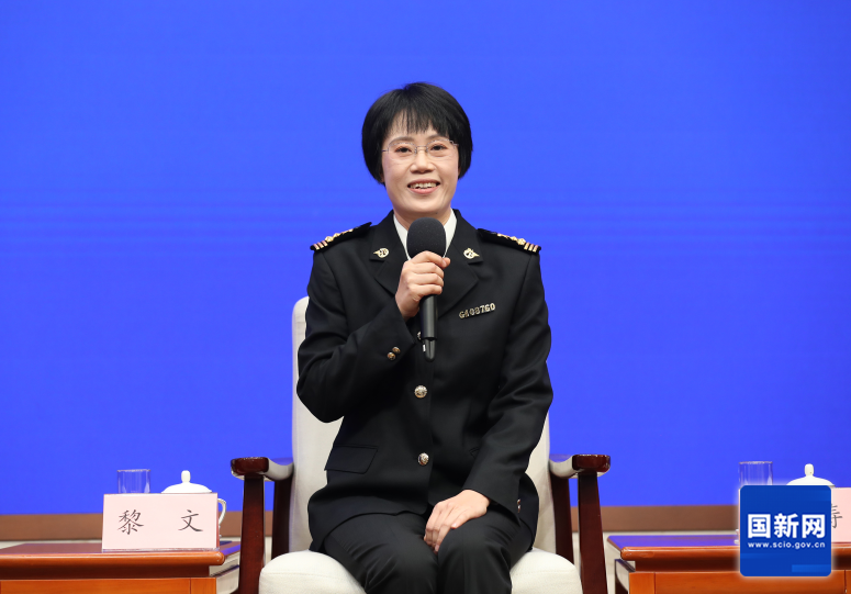 女海关人扎根一线23年：见证自贸港“样板间”蓬勃成长