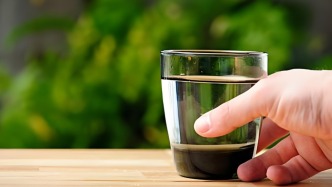喝有水垢的水容易得腎結(jié)石……是真是假？丨謠言終結(jié)站
