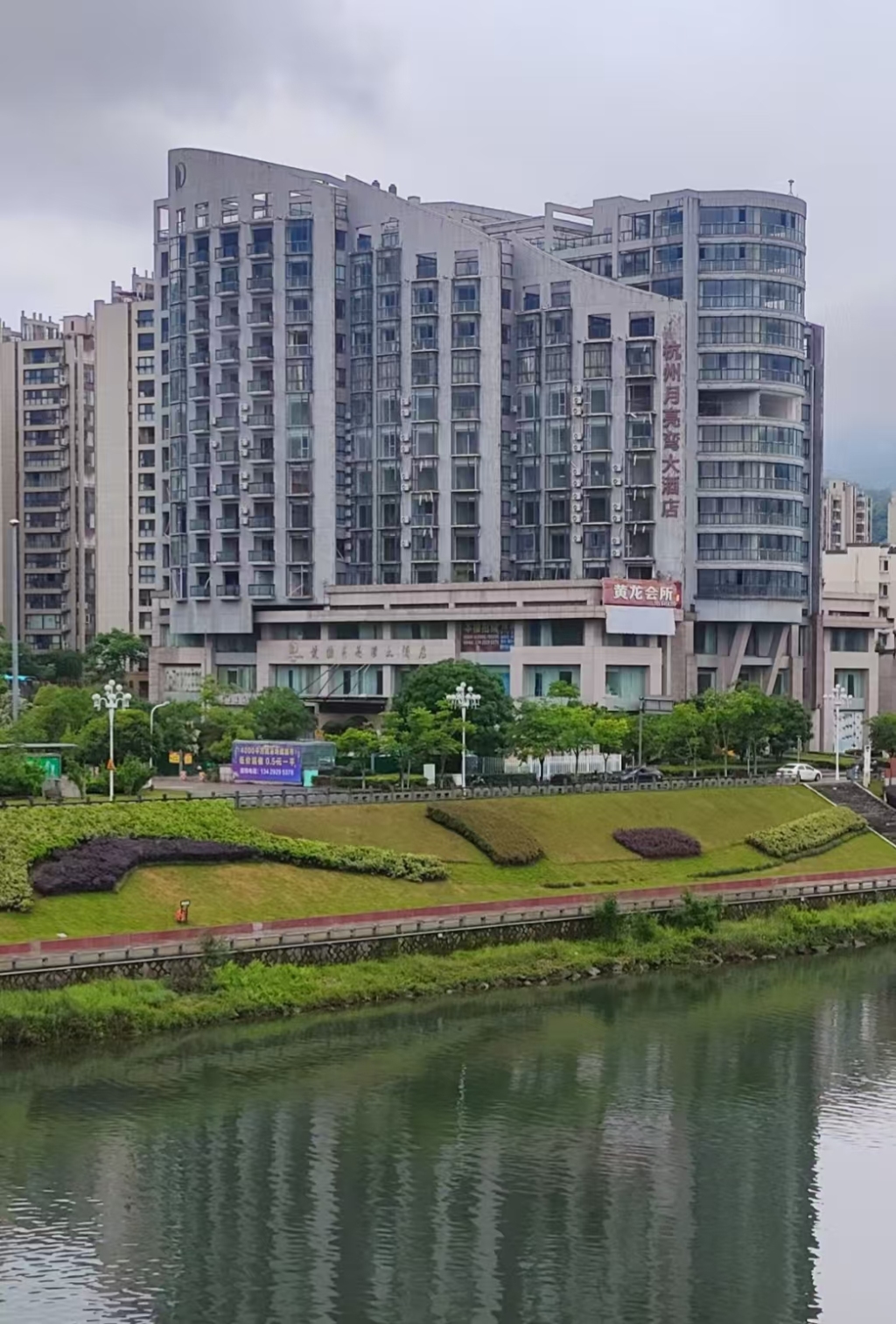 业主称购商住房20年未实现一户一表，供电部门：或涉历史遗留问题