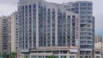 业主称购商住房20年未实现一户一表，供电部门：供电方式符合规定