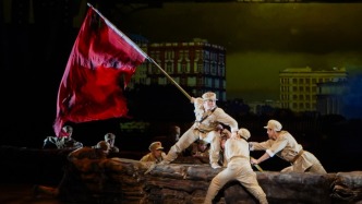 雜技劇《戰(zhàn)上?！酚瓉淼?00場演出，沉浸式駐演版啟動在即