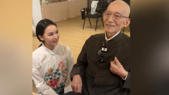 视频丨孙女为游本昌献唱《唱支山歌给党听》