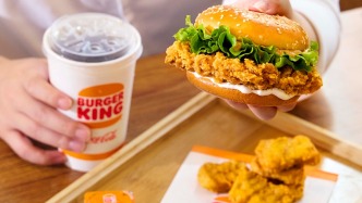 观察｜汉堡王加码鸡肉汉堡赛道，西式快餐为何热衷“吃鸡”