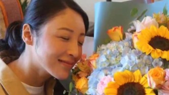 44岁知名女演员巨缘圣去世，曾是安宁疗护事业推广志愿者
