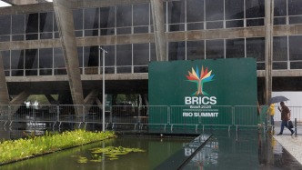 李強(qiáng)出席金磚國家領(lǐng)導(dǎo)人第十七次會晤第二及第三階段會議