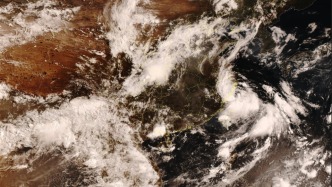 注意防范暴雨大風(fēng)，臺(tái)風(fēng)“丹娜絲”預(yù)計(jì)8日下午至夜間登陸閩浙沿海