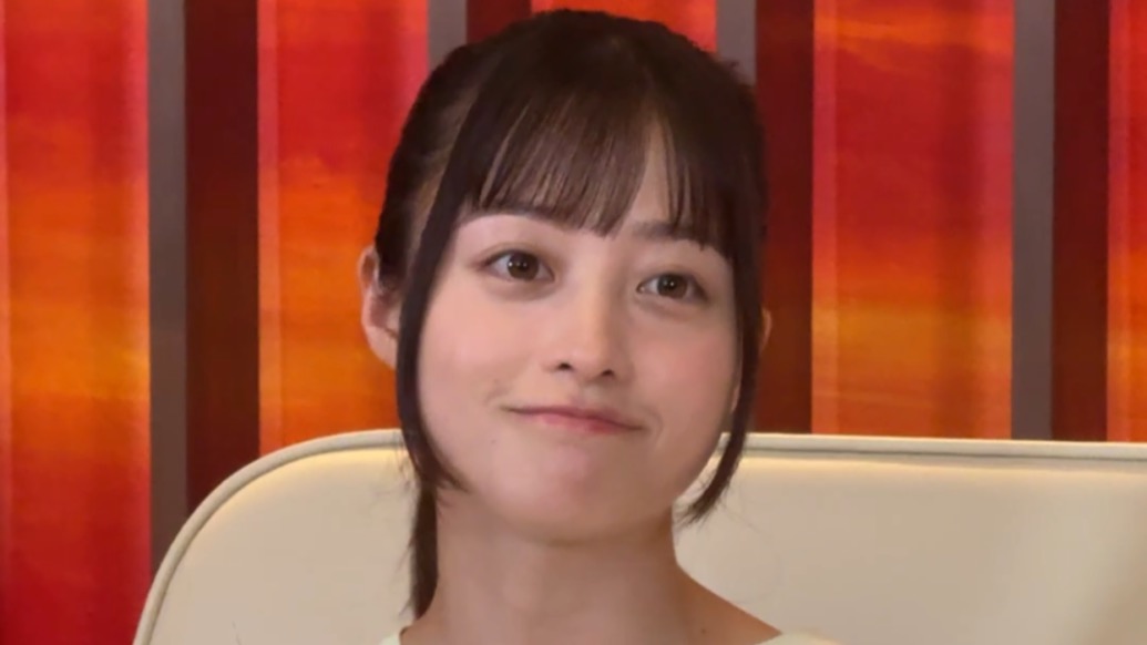 “千寻”桥本环奈:晚上演出结束后,享受上海美食