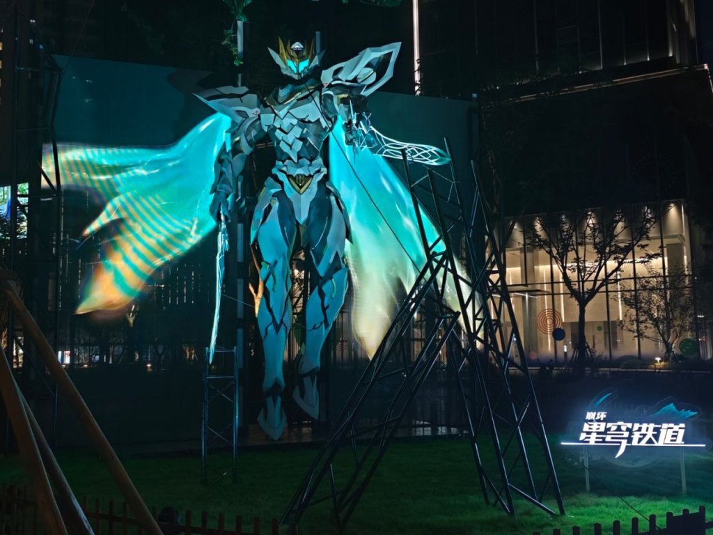 二次元巨物破圈，徐汇这个街区里藏着多少新玩法？