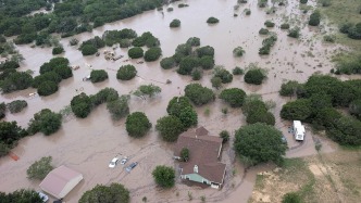 美得克薩斯州洪水已致至少104人遇難，特朗普回避態(tài)度遭國(guó)內(nèi)質(zhì)疑