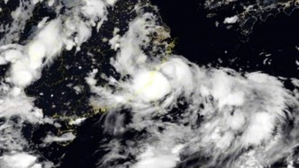 臺(tái)風(fēng)“丹娜絲”在浙江溫州洞頭區(qū)沿海登陸