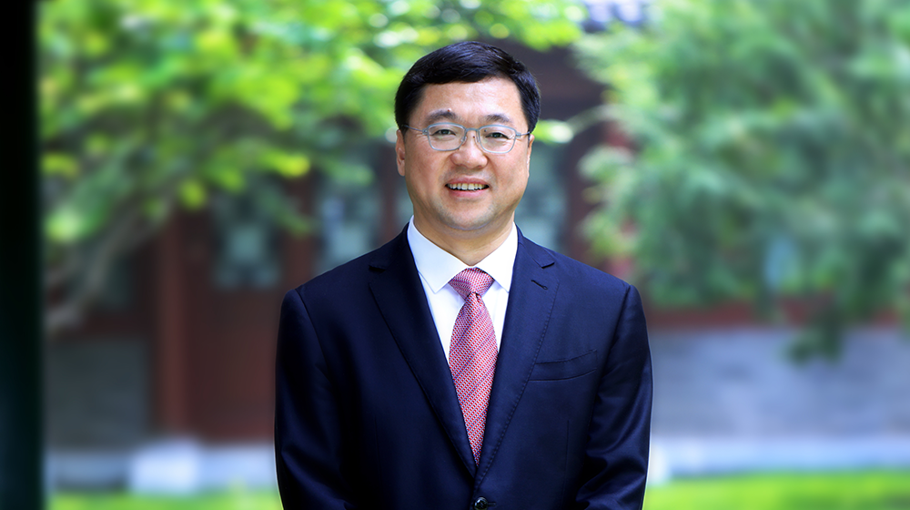 曾嵘出任清华大学常务副校长（正局级）