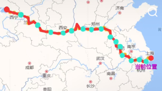 “00后”公交迷乘坐2100站從青海湖畔到一大會址，他還考了公交駕駛證