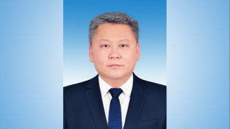 國家發(fā)改委環(huán)資司副司長文華已任新疆維吾爾自治區(qū)發(fā)改委黨組書記