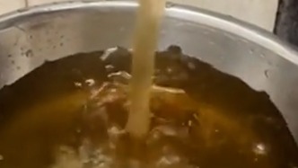 廣東江門市民反映自來水發(fā)黃，水務(wù)公司：與水廠調(diào)整工藝有關(guān)