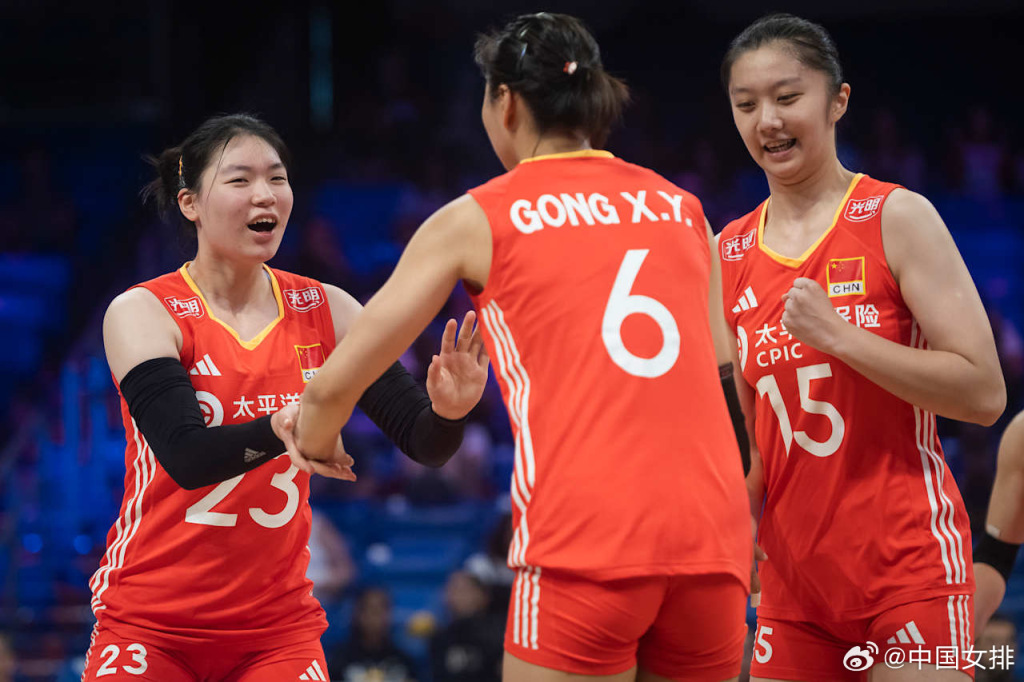 激战五局逆转多米尼加，中国女排剑指世界女排联赛总决赛