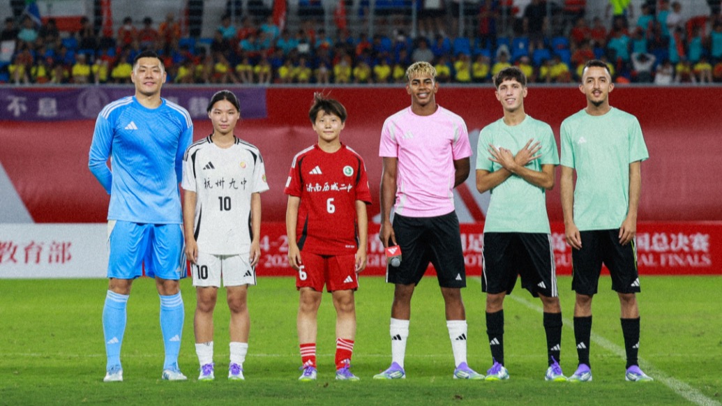 最強(qiáng)“小孩哥”亞馬爾來(lái)了,下個(gè)目標(biāo)拿下世界杯