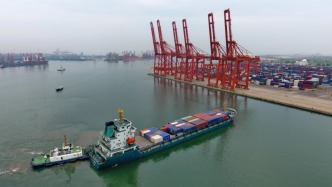 慎海雄學習時報頭版頭條撰文談：我們?yōu)楹瓮瞥觥读暯浇?jīng)濟思想系列講讀》