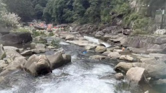 马上评｜村民捞手机索要高额“辛苦费”，景区不能不管