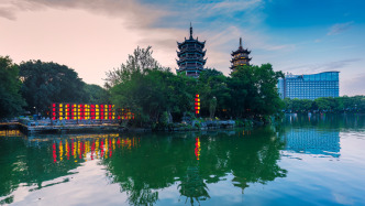 桂林旅游：上半年預(yù)計(jì)盈利800萬(wàn)元，同比扭虧為盈