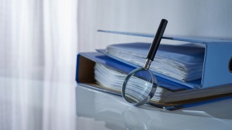 海南通报六起违规收礼案例：区委书记多次收手表，县委常委收桌球