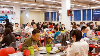 主打生猛海鲜、低至5元/盘，又一小火锅品类火出圈？