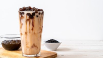 平臺促銷引發(fā)外賣大戰(zhàn)，奶茶店稱連軸轉(zhuǎn)1天利潤僅400元