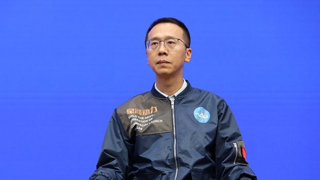 民營企業(yè)家代表劉百奇答澎湃：優(yōu)秀建設者應具有創(chuàng)新創(chuàng)業(yè)精神，敢于打破傳統(tǒng)