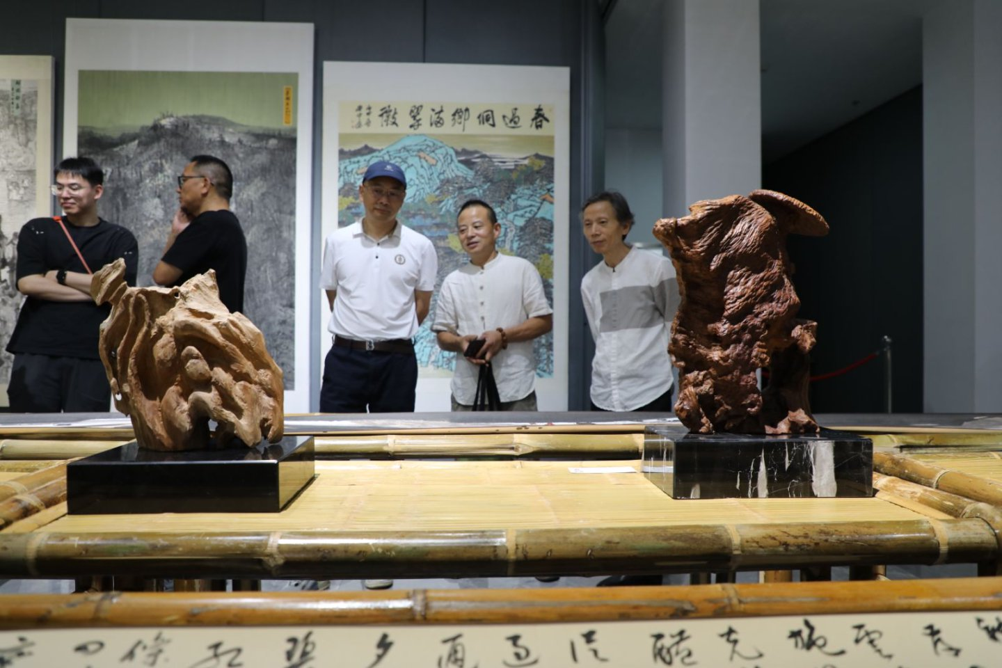 魔都眼｜溧阳松岺画院上海首展开幕，百余精品扎根山水人文