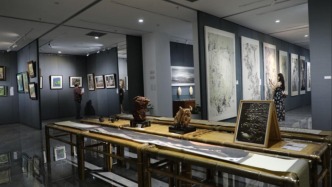 魔都眼｜溧阳松岺画院上海首展开幕，百余精品扎根山水人文