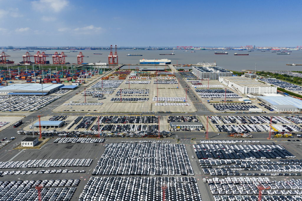 今年上半年上海口岸汽车出口127.5万辆，同比增长13%