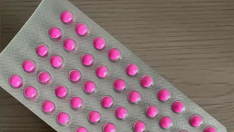 女子超量服用“小粉丸”暴瘦至不到50斤，醫(yī)生提示背后的健康風(fēng)險(xiǎn)