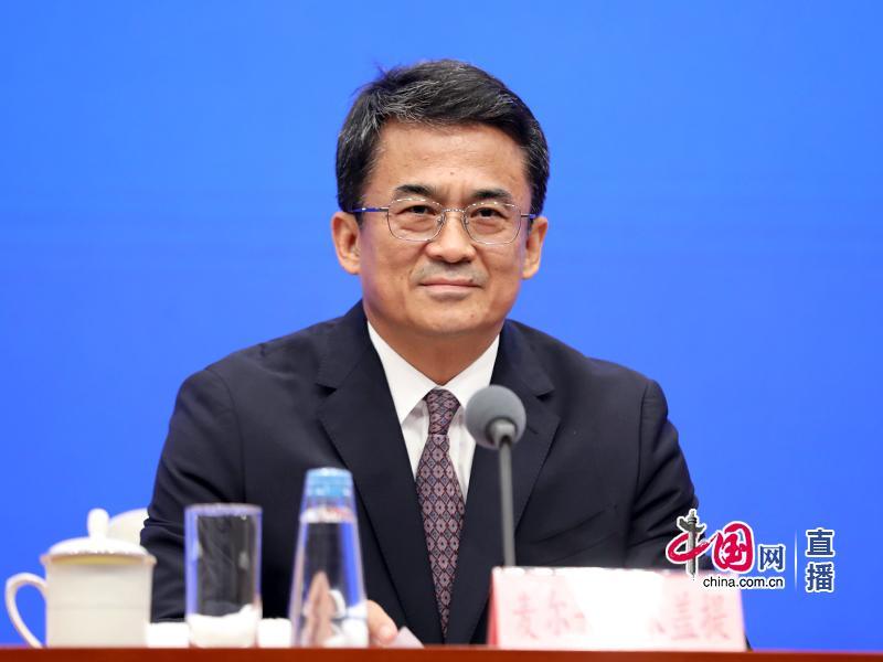 农业农村部谈农村集体“三资”问题治理：各地追回侵吞、挪用、截留、套取集体资金6.98亿元