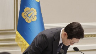 世越号沉船、梨泰院踩踏、济州航空空难……韩国总统李在明鞠躬道歉