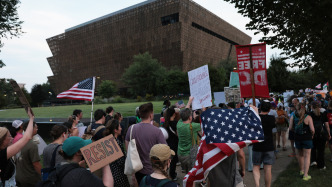 全美多地再爆发游行集会，抗议特朗普有争议的政策