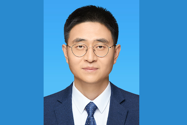 兵器装备集团总会计师董元调任融通集团总会计师