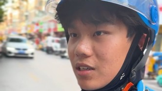 小伙高考后兼職送外賣，送餐途中得知被空軍航空大學(xué)錄取
