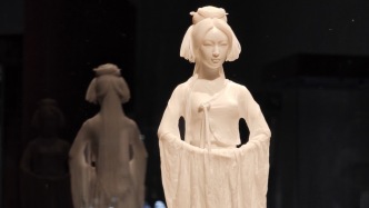 “你以為是紗，其實是瓷”，德化瓷精品上海展出