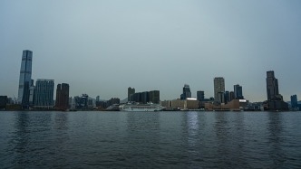 香港天文臺發(fā)出十號風球，呼吁市民勿外出