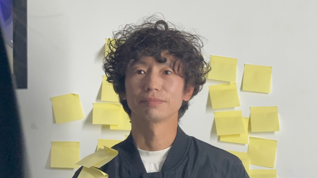 对话庞麦郎丨在意精神病等评价，自称被伤害得“伤痕累累”