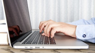 法治日報：堅決防止未成年人淪為電詐“工具人”