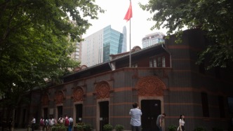 以人民為中心的政黨價(jià)值觀：新時(shí)代中國共產(chǎn)黨建設(shè)的基本經(jīng)驗(yàn)