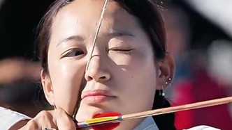 草原那達(dá)慕上的“她力量”：女射手上演“百步穿楊”