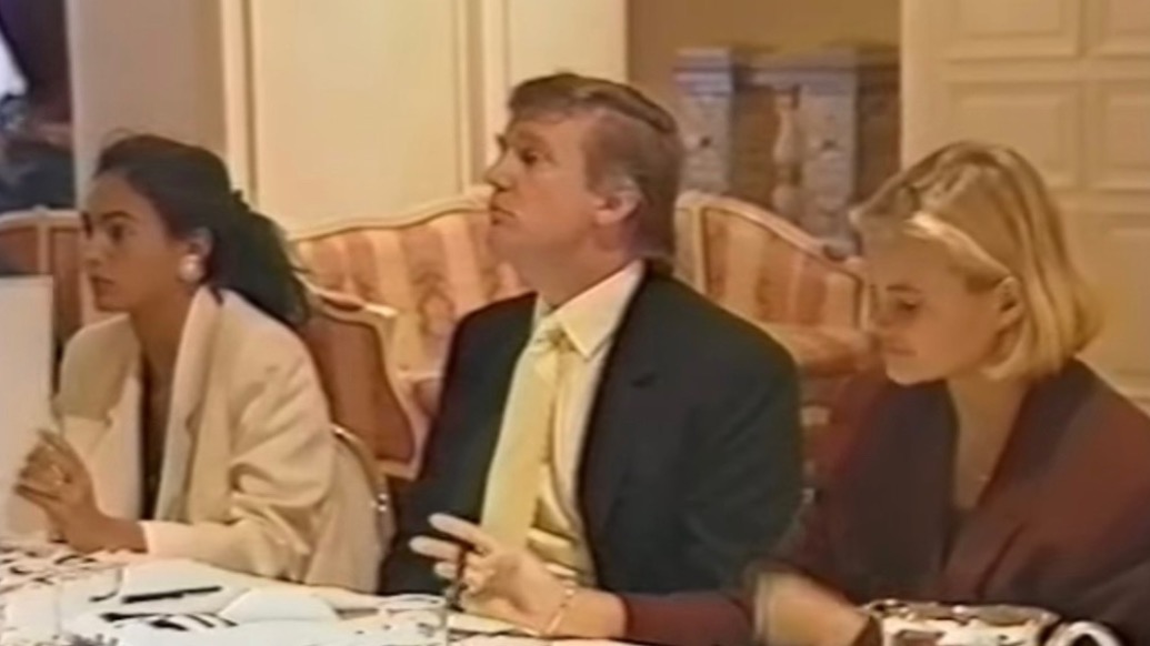 34年前視頻曝光！特朗普擔任模特比賽評委，選手多為十幾歲少女