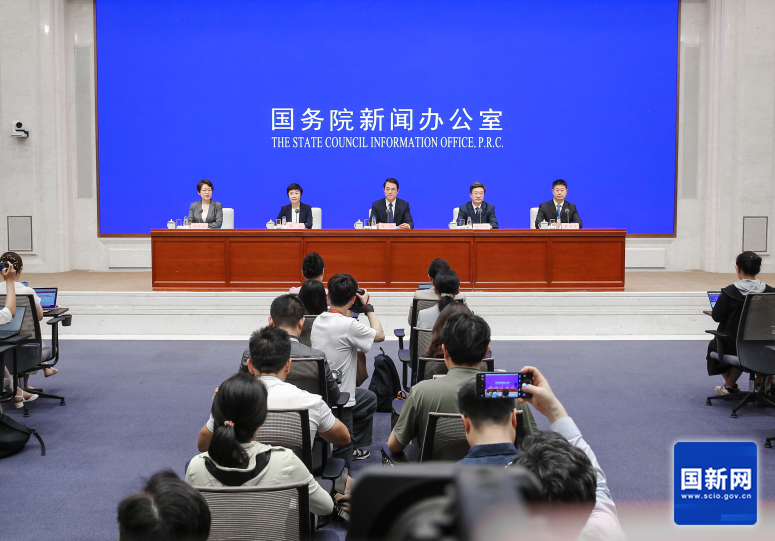 国家医保局：今年1-6月全国共追回医保基金161.3亿元