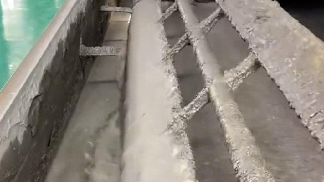 6名大学生坠入浮选槽遇难,员工曾称夏季浮选车间像个大蒸笼