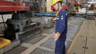 新华社记者探访中国黄金内蒙古涉事厂区，浮选车间内部画面曝光