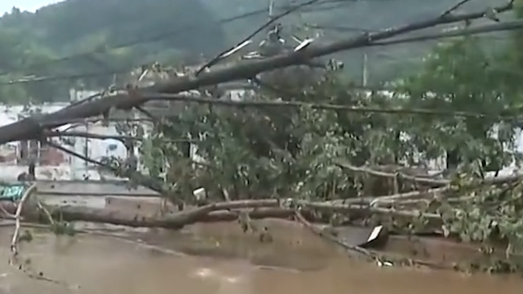 北京三区发布暴雨红色预警，密云已转移3065人