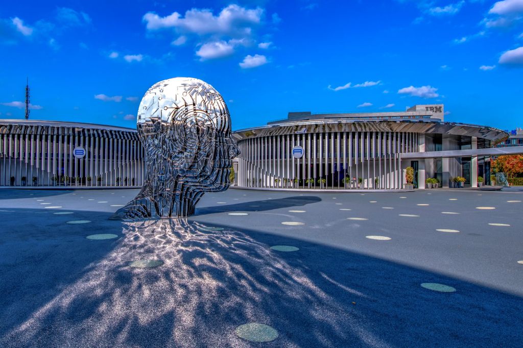 开拓应用新场景，上海张江再出发加快建设国际一流科学城