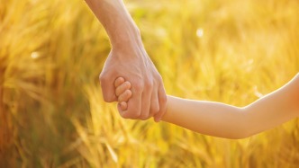 深化涉案未成年人家庭教育指導(dǎo)，四部門聯(lián)合發(fā)布典型案例