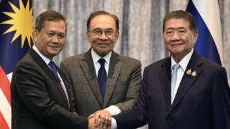 馬來西亞調(diào)停，泰柬握手言和同意停火